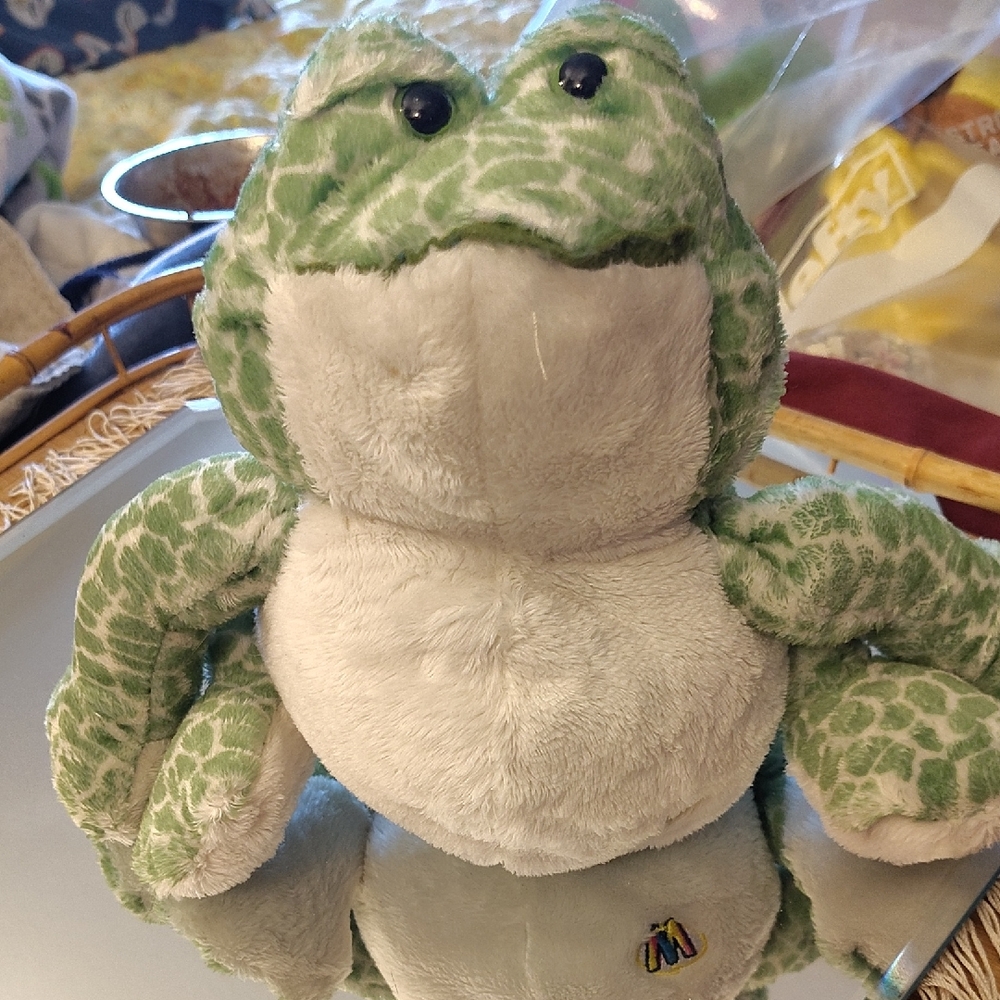 Vintage Ganz Green and White Plush Frog Toy